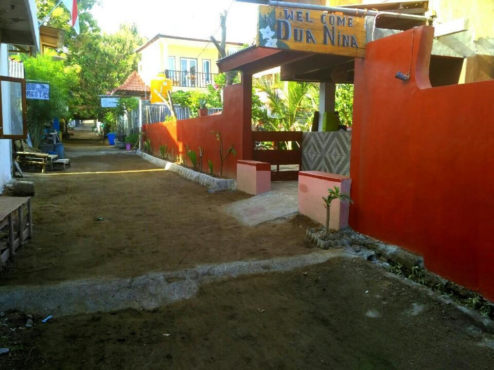 Dua Nina Homestay Gili Trawangan Exterior photo